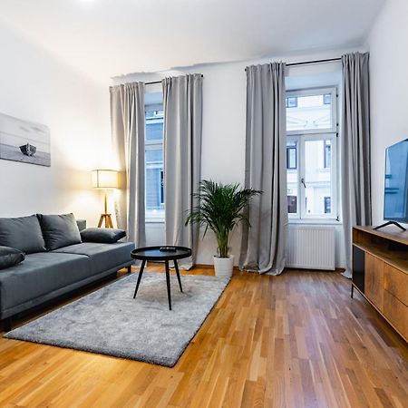 Spacious 3-Room Apt. 15 Min To The City Center Vienna Esterno foto