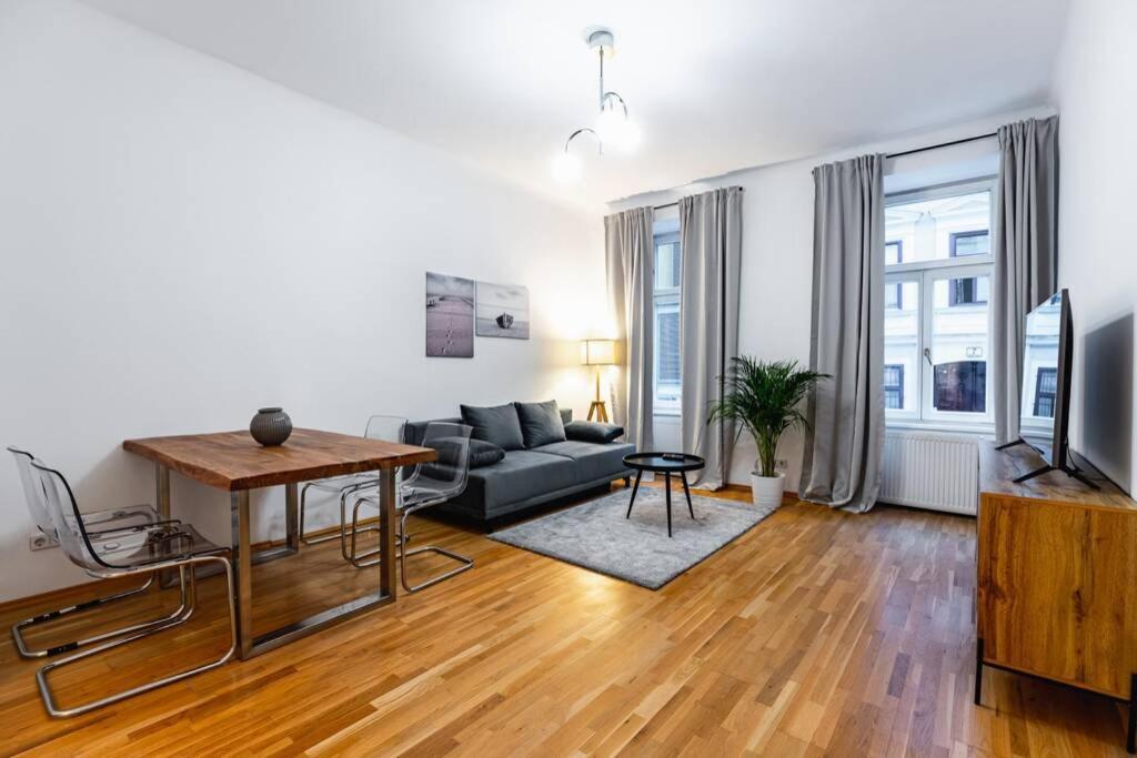 Spacious 3-Room Apt. 15 Min To The City Center Vienna Esterno foto